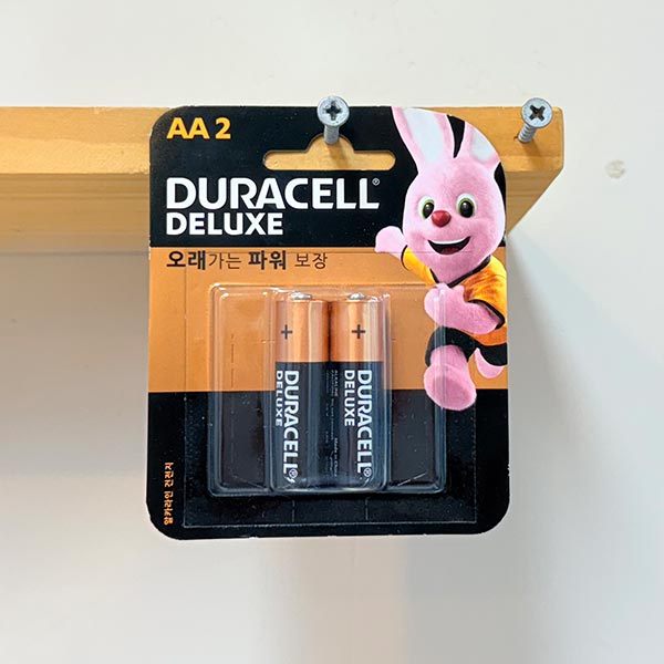 듀라셀 건전지 디럭스 알카 AA 2p