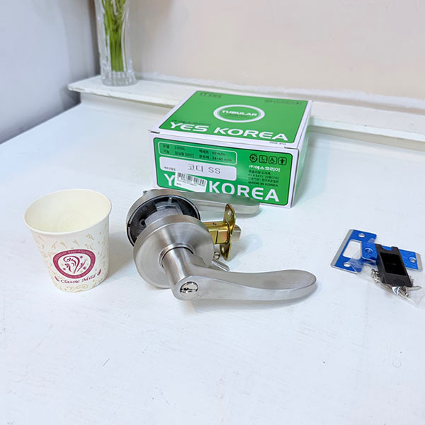 튜블러형 레버 방문손잡이20형 33LS-090코디SSENT